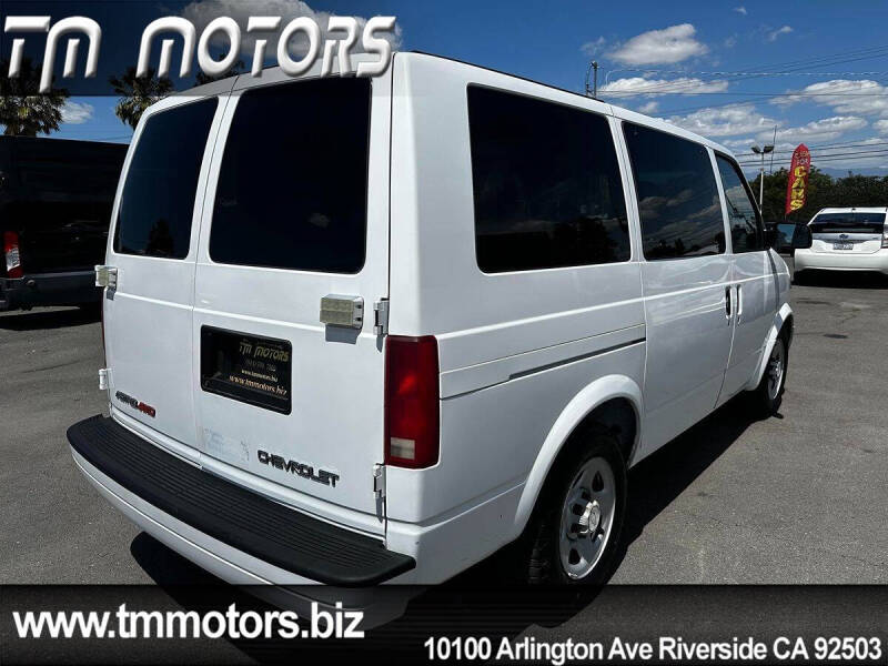 2005 Chevrolet Astro LS