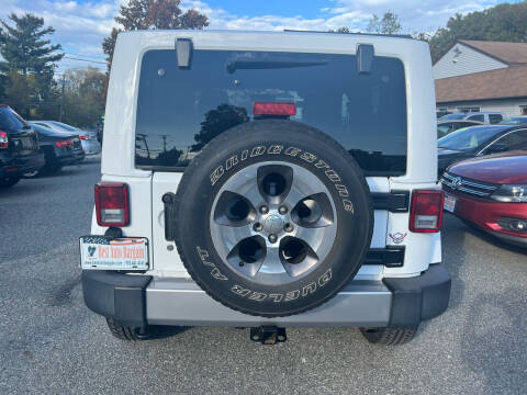 2018 Jeep Wrangler JK Sahara