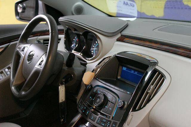2011 Buick LaCrosse CX