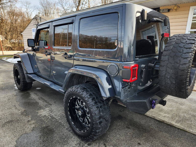 2017 Jeep Wrangler Unlimited Smoky Mountain