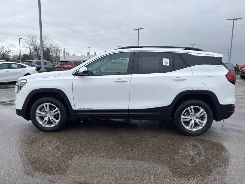 2023 GMC Terrain SLE