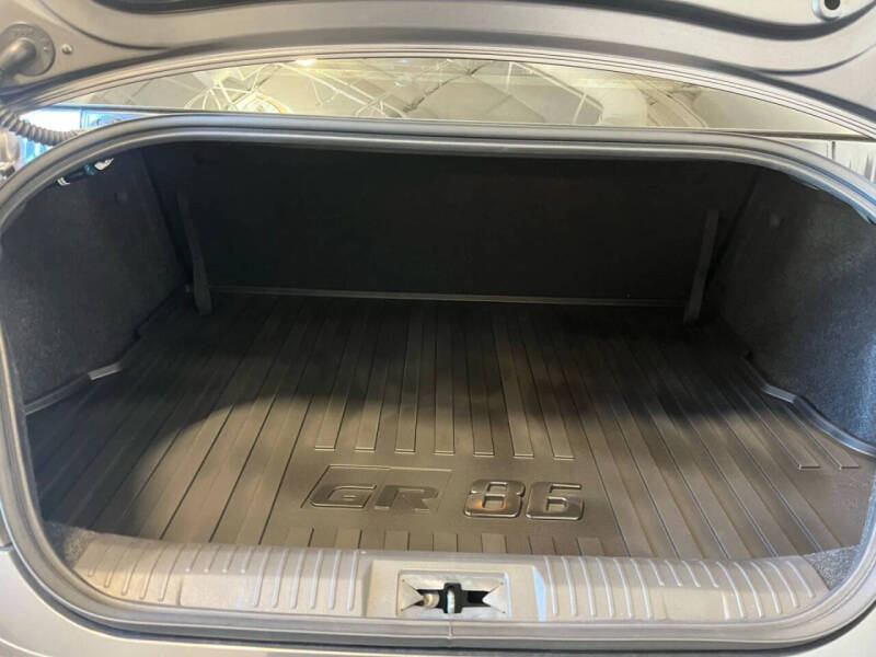 2024 Toyota GR86 Premium