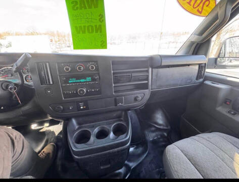 2016 GMC Savana 2500