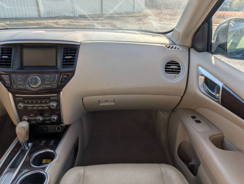 2013 Nissan Pathfinder Platinum