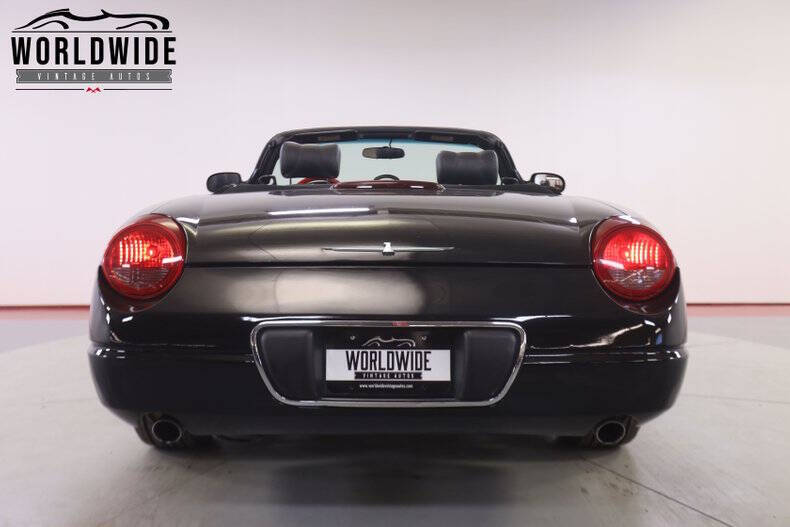 2002 Ford Thunderbird Deluxe