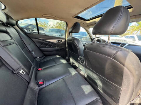 2021 Infiniti Q50 Luxe