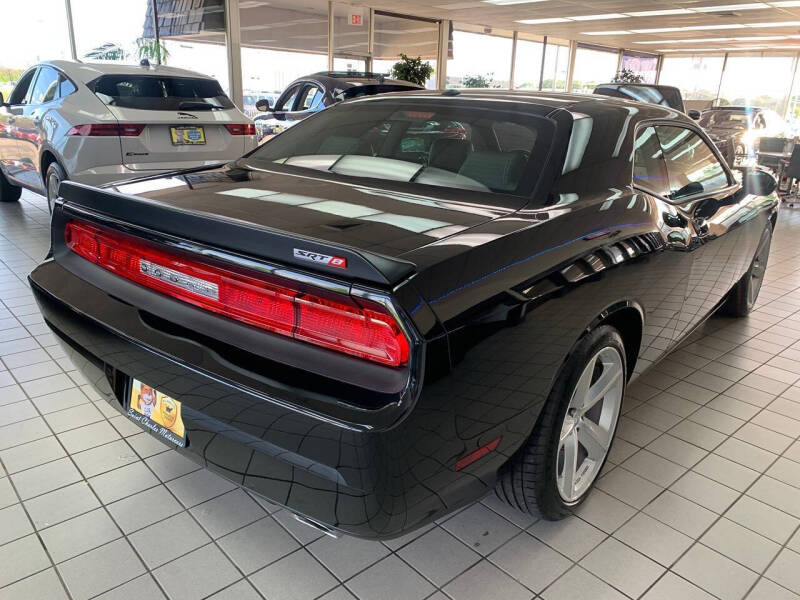 2008 Dodge Challenger SRT8