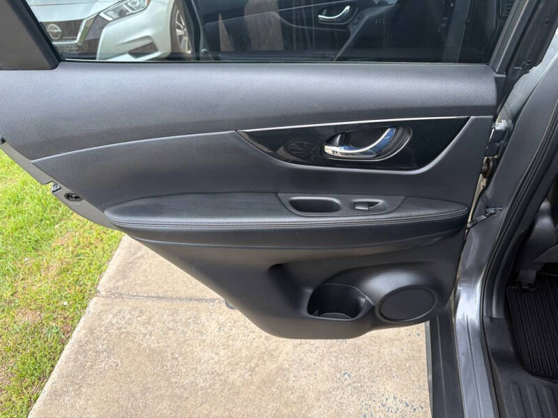 2018 Nissan Rogue SL