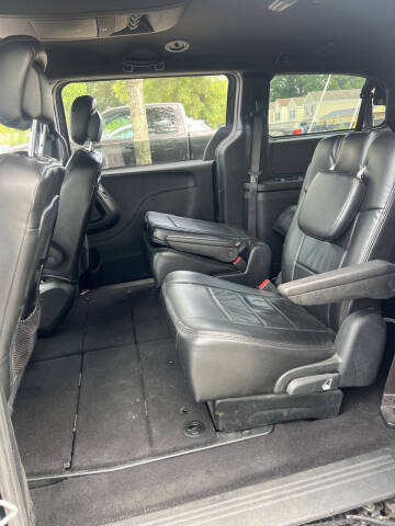 2017 Dodge Grand Caravan SE