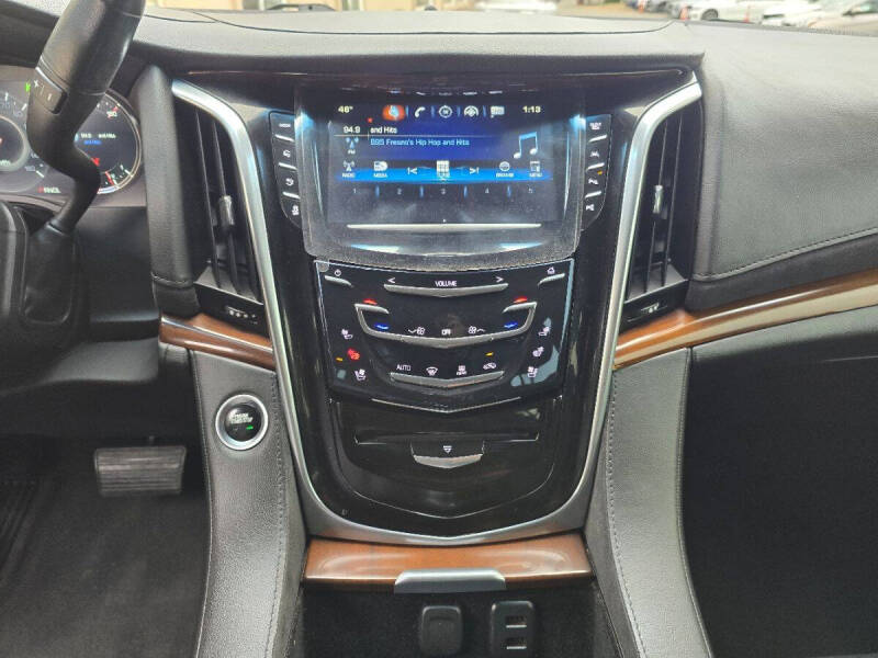 2019 Cadillac Escalade Luxury