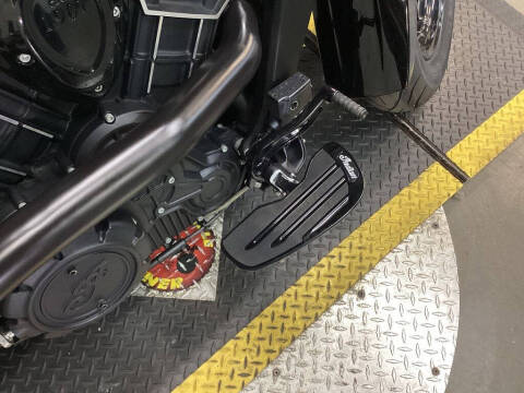 2018 Indian Scout Sixty Thunder Blac