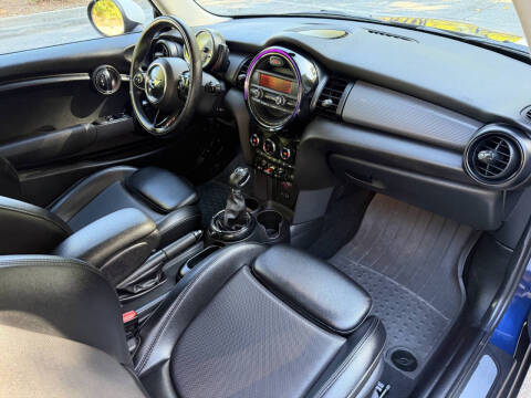 2015 MINI Hardtop 2 Door Cooper