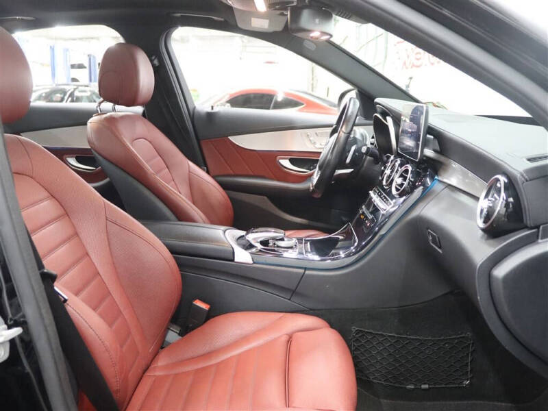 2016 Mercedes-Benz C-Class