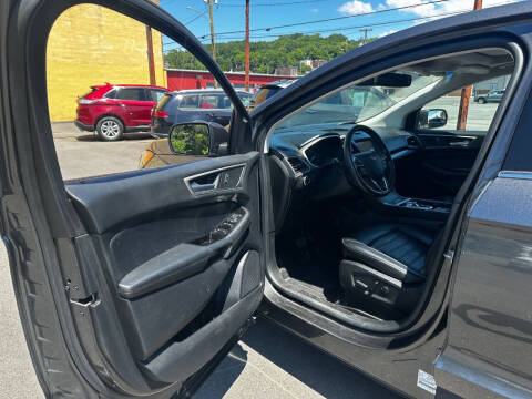 2020 Ford Edge SEL