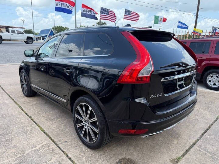 2016 Volvo XC60 T5 Drive-E Premier