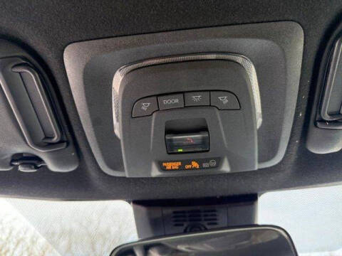 2023 Toyota Corolla Hatchback SE