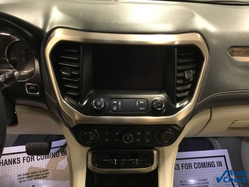 2020 GMC Acadia Denali