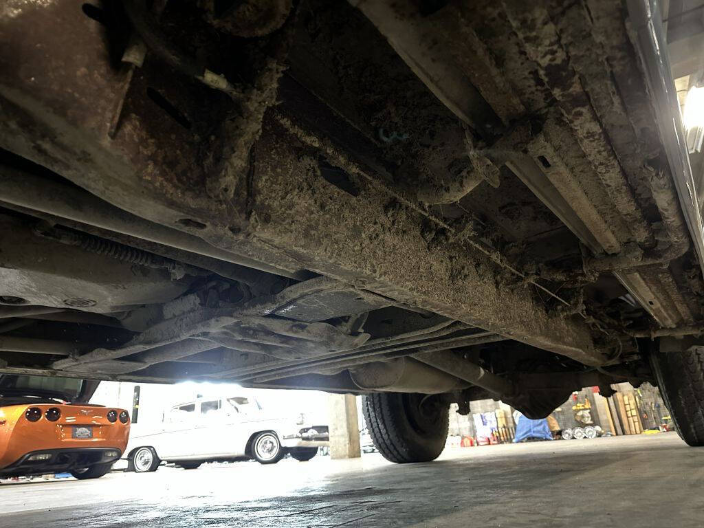 1998 Chevrolet Suburban 57