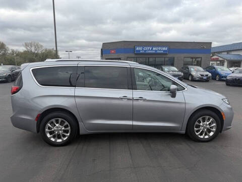 2021 Chrysler Pacifica Touring L