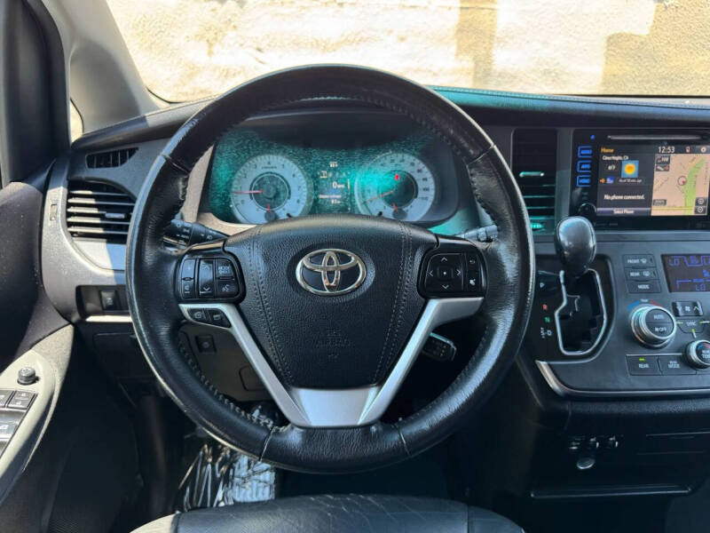 2017 Toyota Sienna
