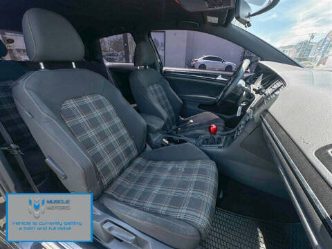 2016 Volkswagen Golf GTI S