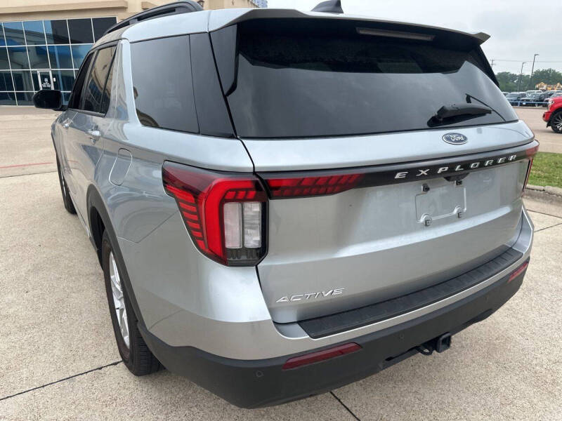 2025 Ford Explorer Active