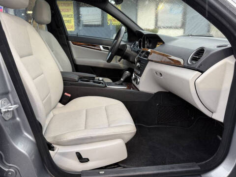 2012 Mercedes-Benz C-Class C 250 Sport