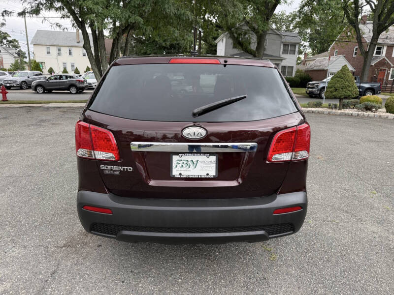 2011 Kia Sorento LX