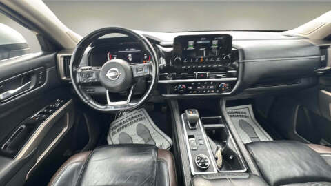 2022 Nissan Pathfinder Platinum