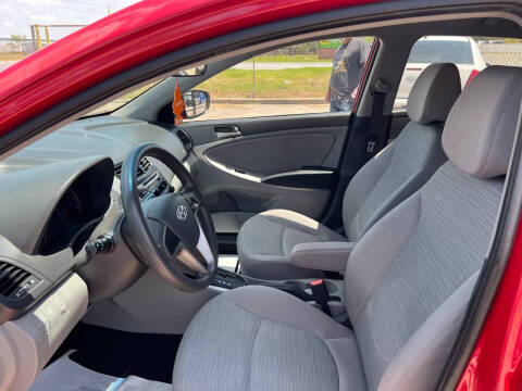 2016 Hyundai Accent SE