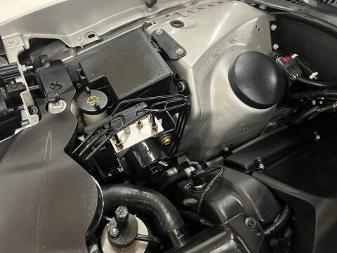 2005 Ford Thunderbird Deluxe