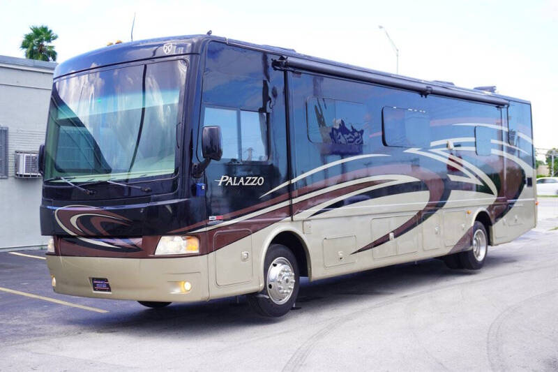 2015 Freightliner XCS Chassis