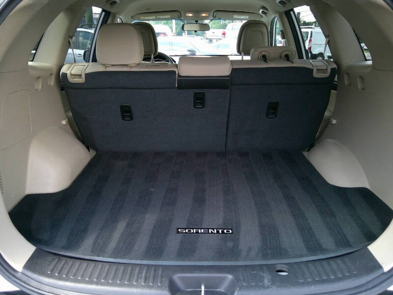 2011 Kia Sorento LX