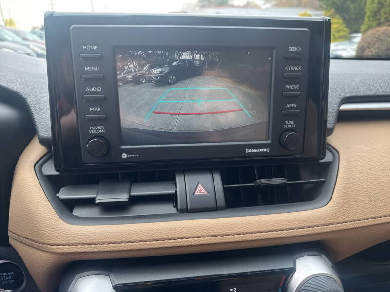 2021 Toyota RAV4 XLE