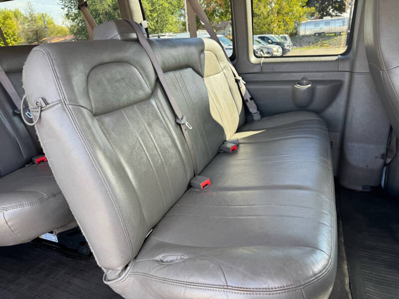 2022 Chevrolet Express LS 3500