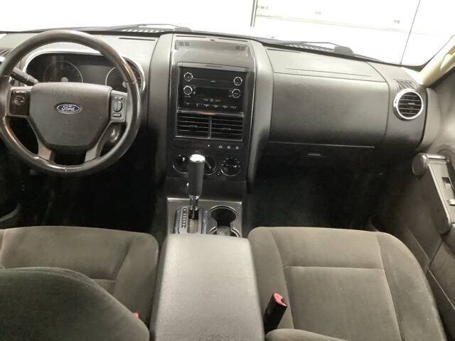 2010 Ford Explorer XLT