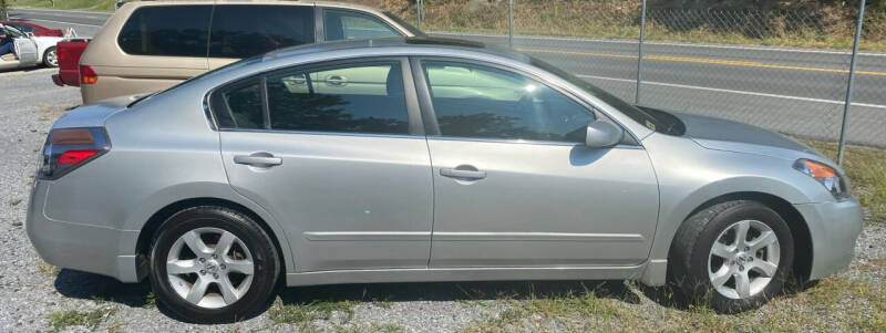 2009 Nissan Altima for sale at Midar Motors Pre-Owned Vehicles in Martinsburg WV