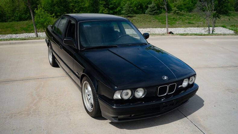 1991 BMW M5