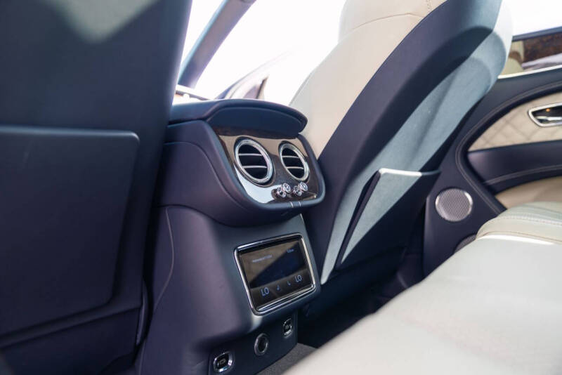 2021 Bentley Bentayga V8