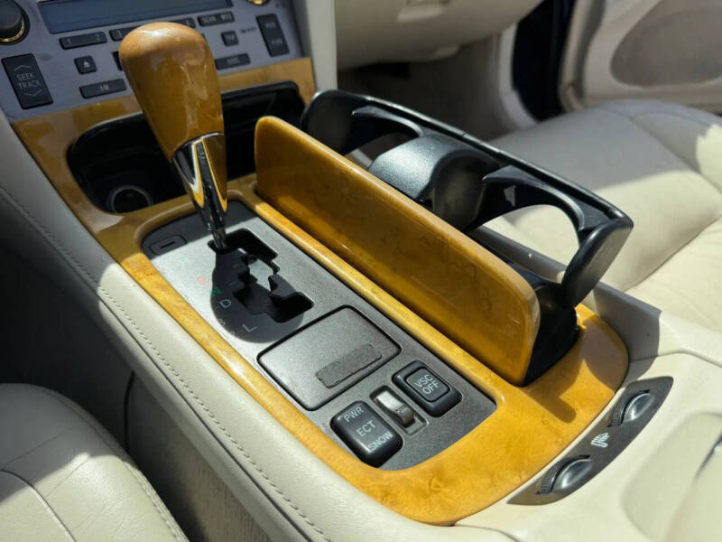 2003 Lexus SC 430