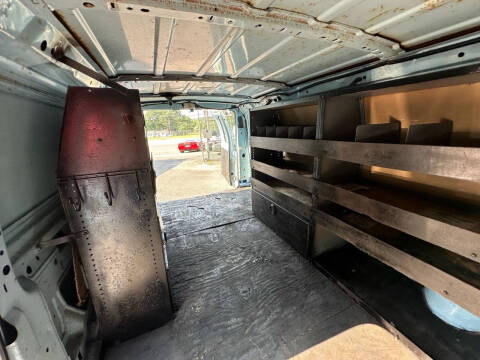 2013 Ford E-Series E-350 SD