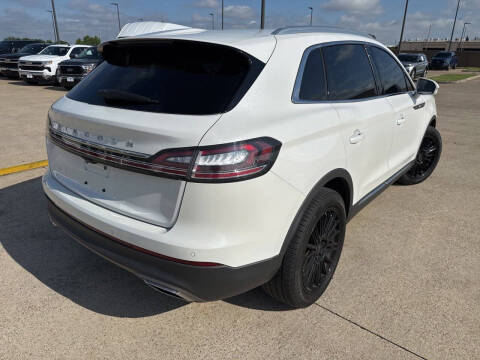 2022 Lincoln Nautilus Standard
