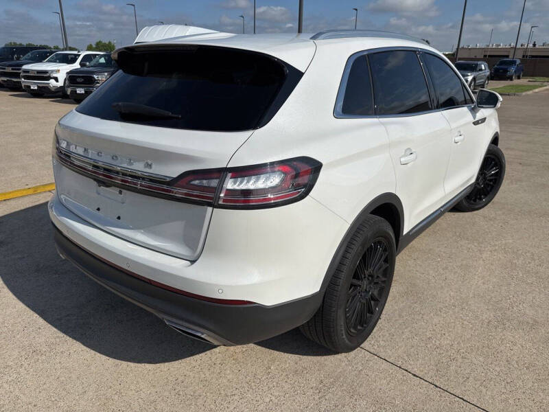 2022 Lincoln Nautilus Standard
