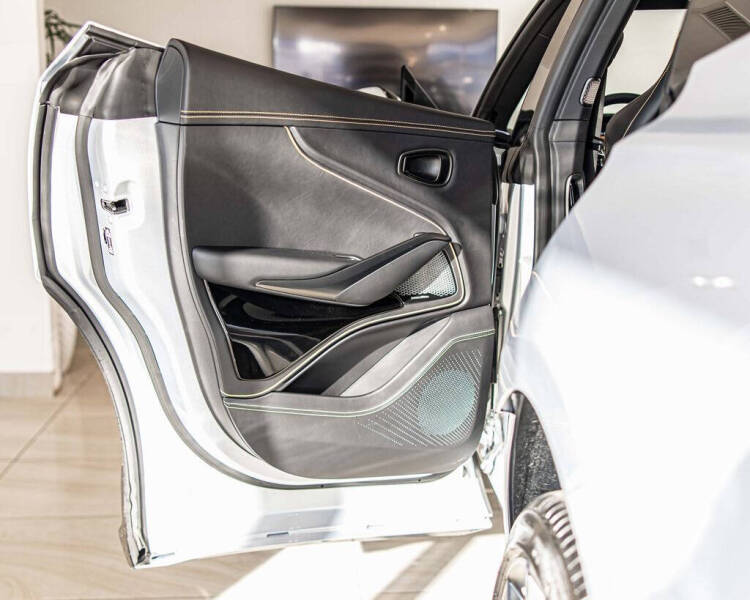 2026 Aston Martin DBX S