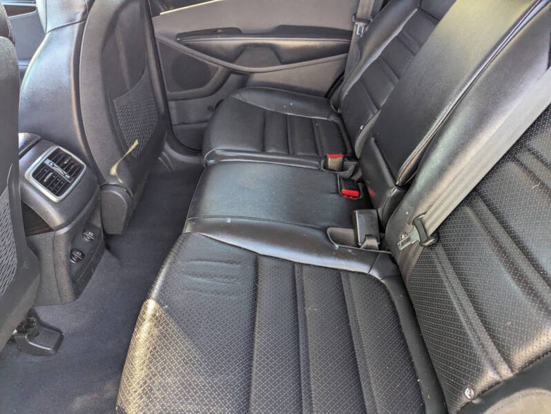 2020 Kia Sorento EX V6