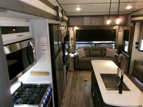 2022 Keystone RV Sprinter 3570LFT