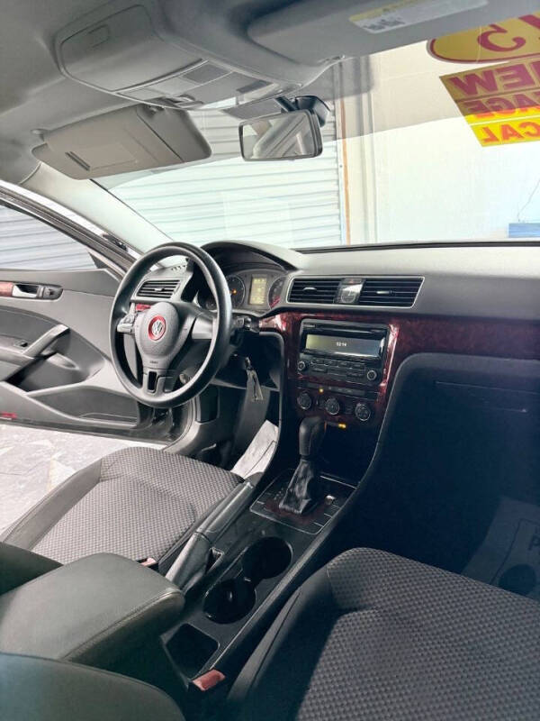 2015 Volkswagen Passat 1.8T S