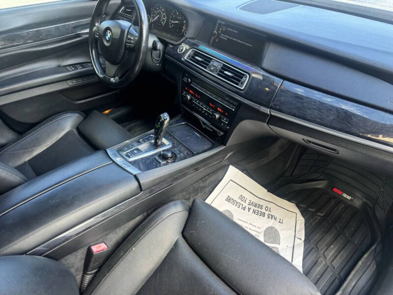 2010 BMW 7 Series 750Li