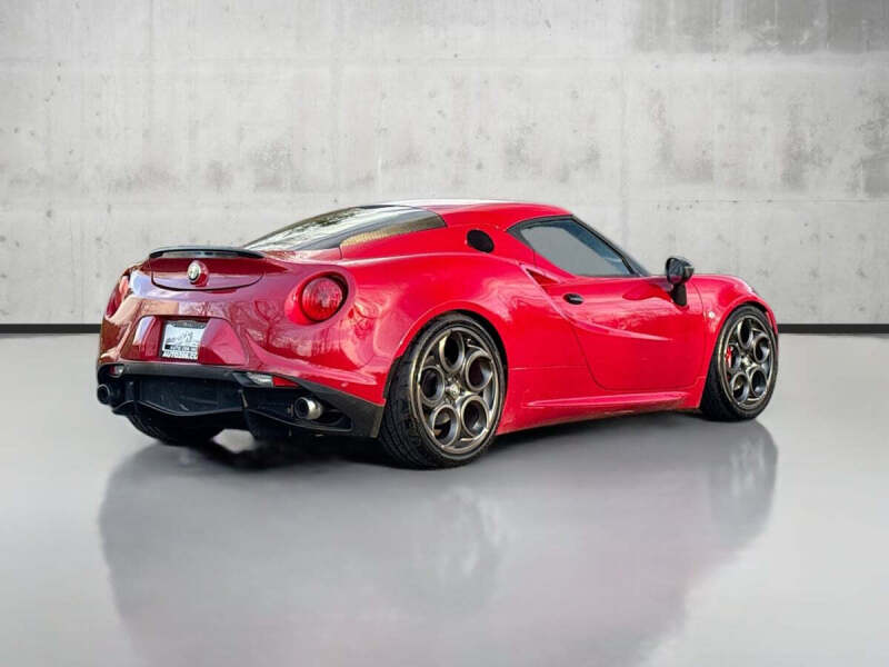 2015 Alfa Romeo 4C Launch Edition
