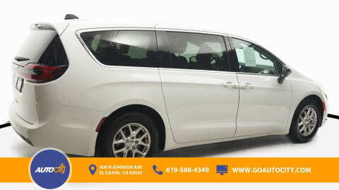 2024 Chrysler Pacifica Touring L